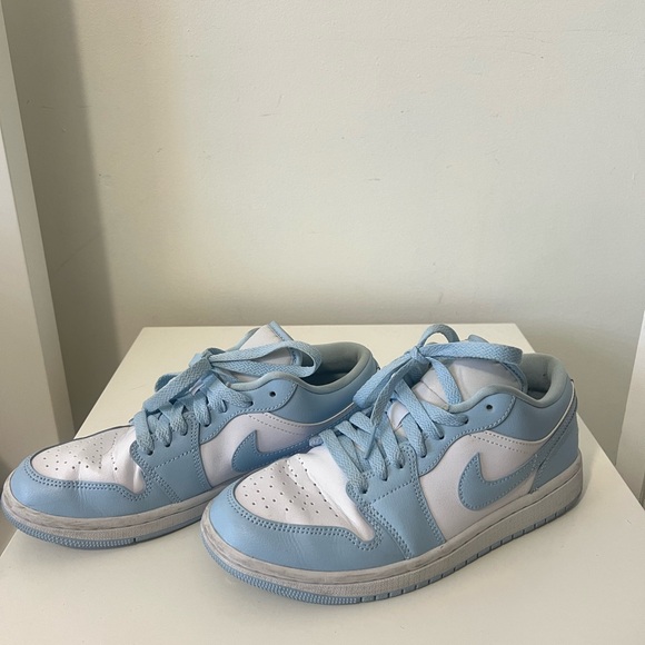 Nike Jordans Light Blue and White Sneakers - Picture 4 of 4